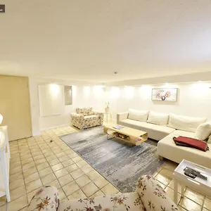  Apartment Großzügige Und Gemütliche 2 Nahe Alz Und Chiemsee Deutschland